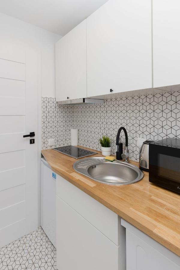 Micro Apartment Near Fort Mokotow By Noclegi Renters Варшава Екстер'єр фото